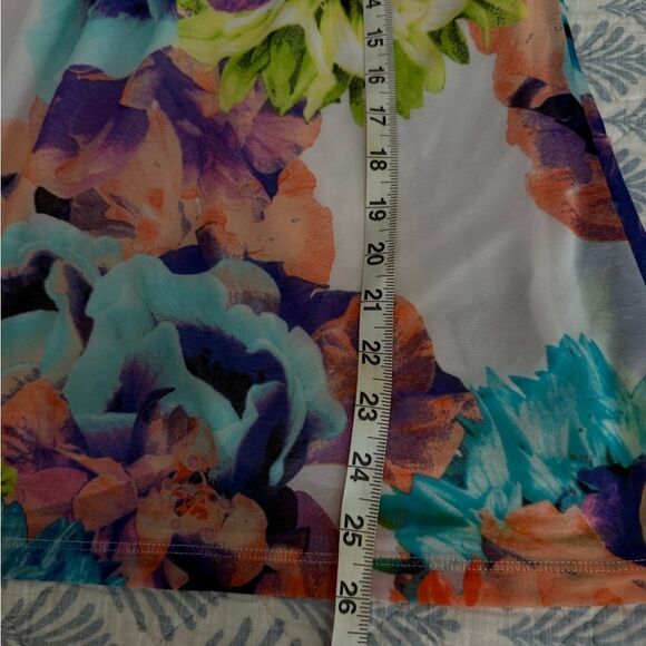 🇺🇸 Worthington bright ruffle floral tank Blouse with button back banded bottom - Picture 7 of 11